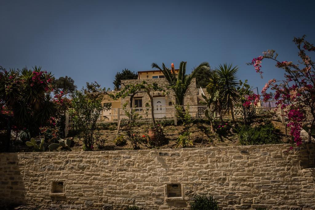 Bodikos Villas & Apartments Pitsidia Dış mekan fotoğraf